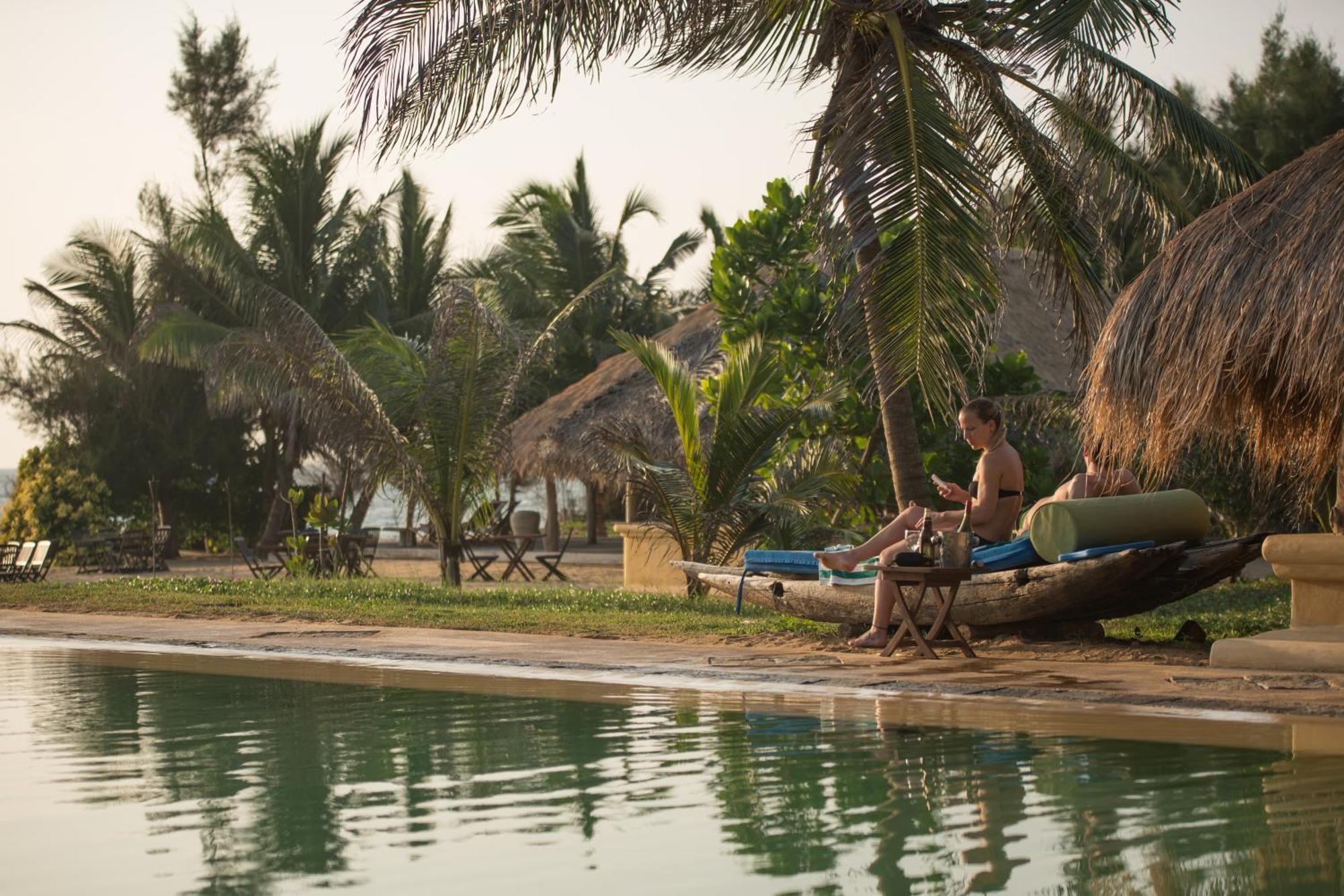 Bar Reef Resort Etalai Екстериор снимка